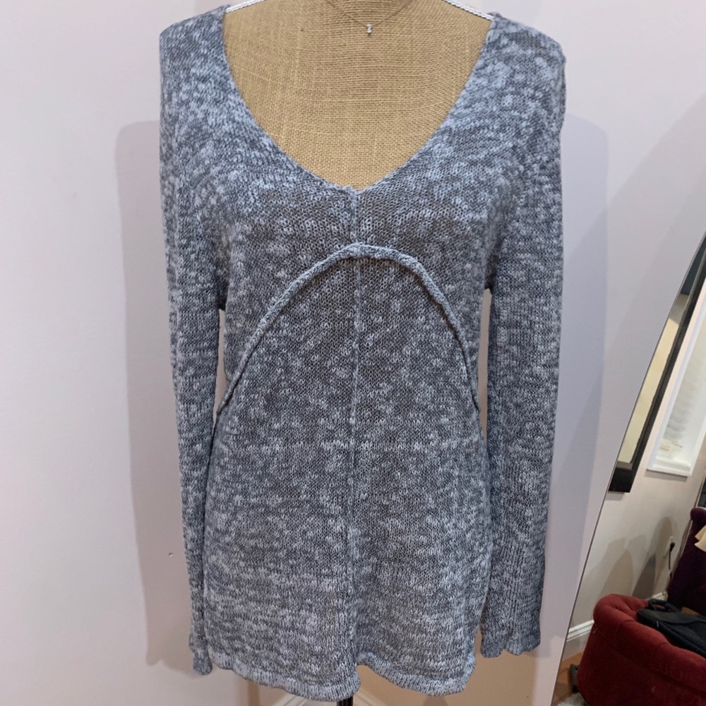LA Made light sweater